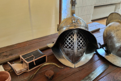 Display_helme