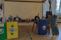 Stand2