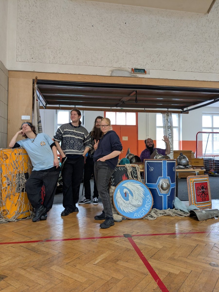 921b19a4-4de6-4219-ba79-f8a24e82a737-1_all_36176_resized