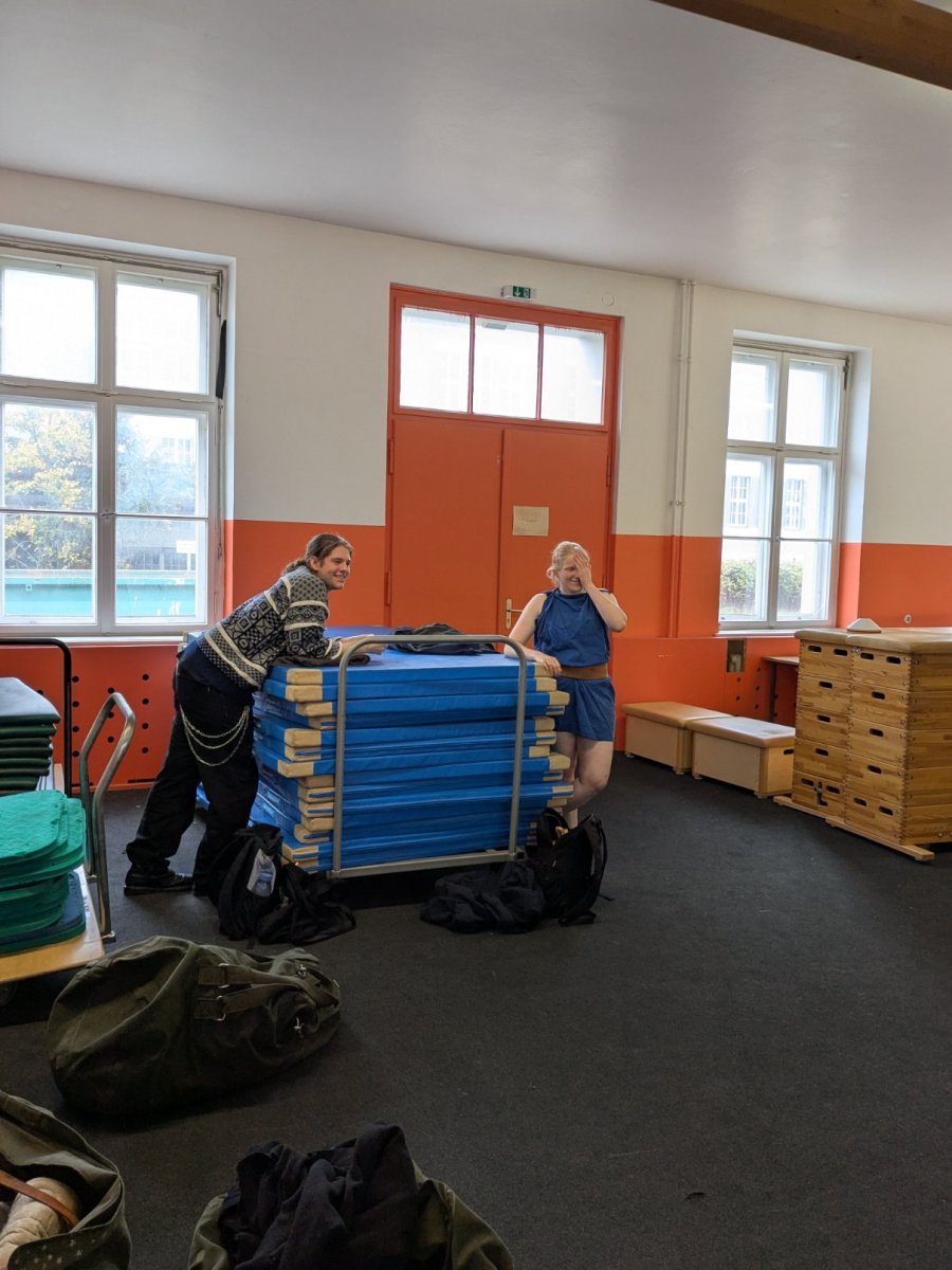 921b19a4-4de6-4219-ba79-f8a24e82a737-1_all_36181_resized