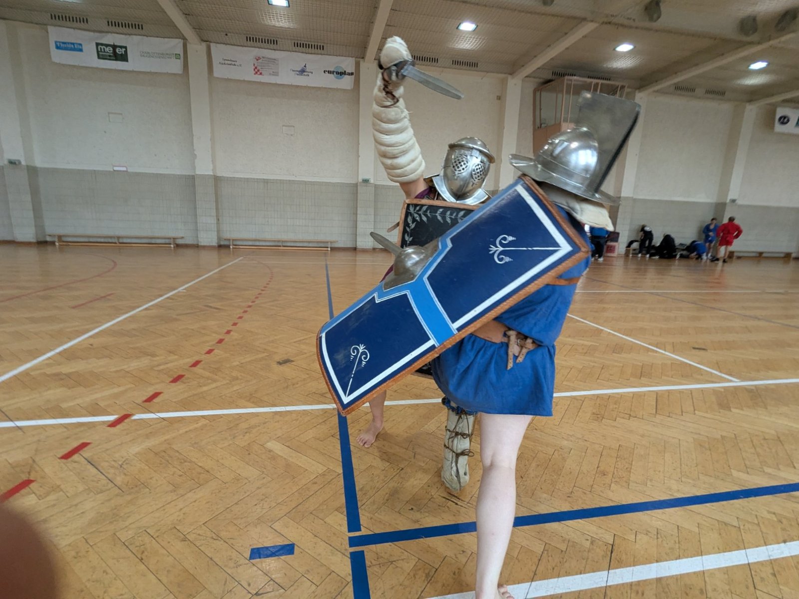 921b19a4-4de6-4219-ba79-f8a24e82a737-1_all_36221_resized